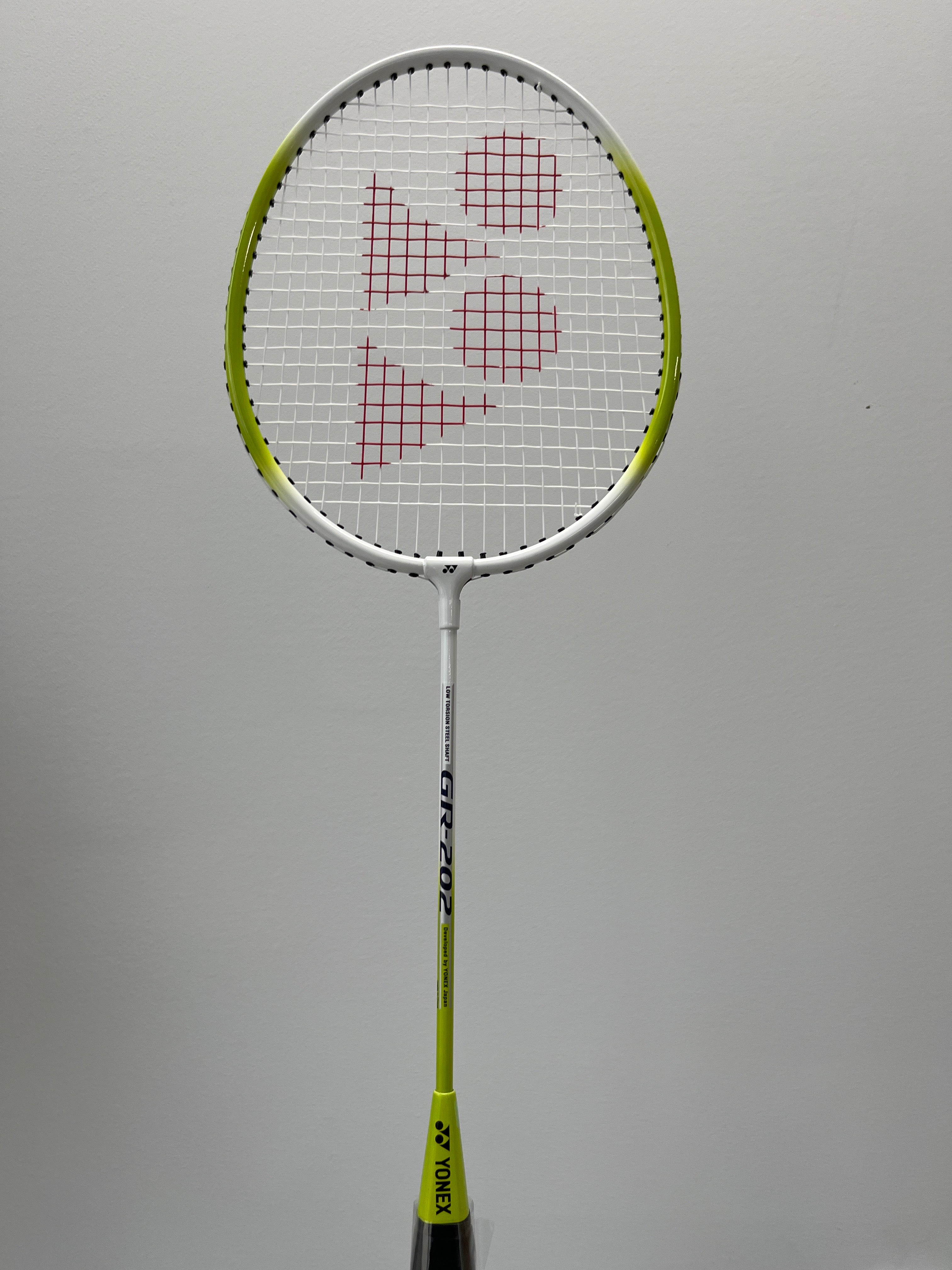 YONEX GR-202