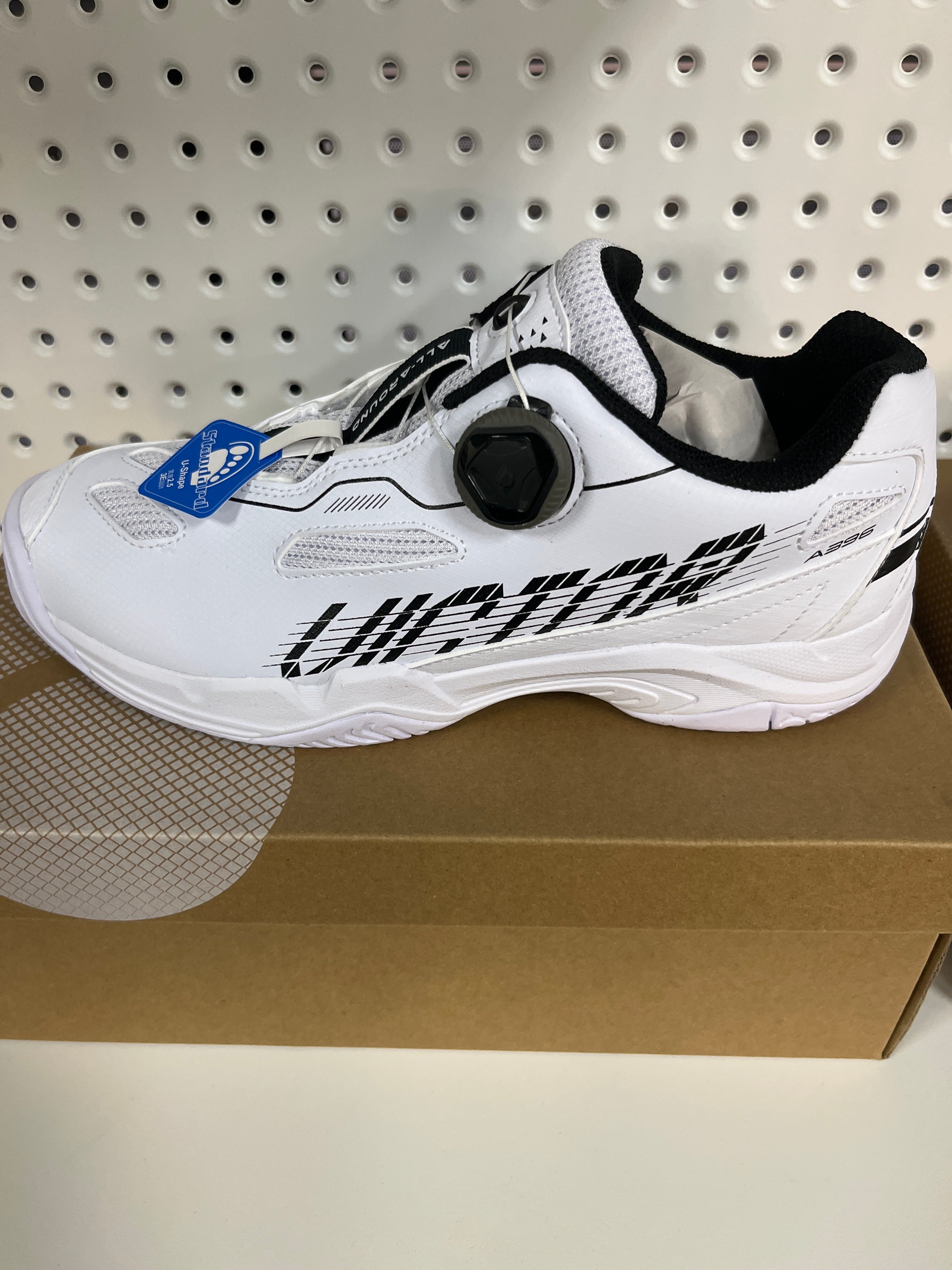Badminton Shoes A396