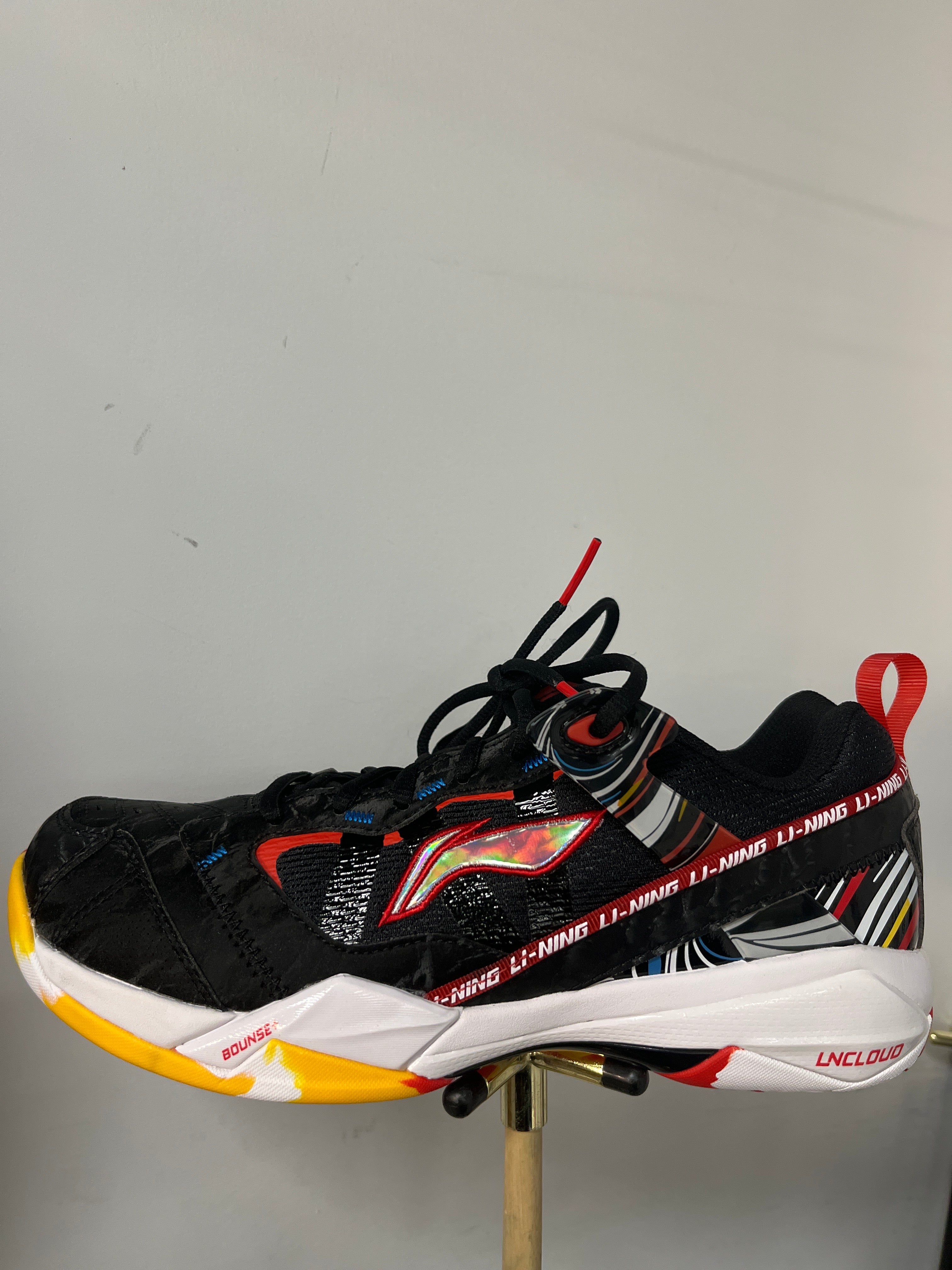 Lining Badminton shoes AYZW007